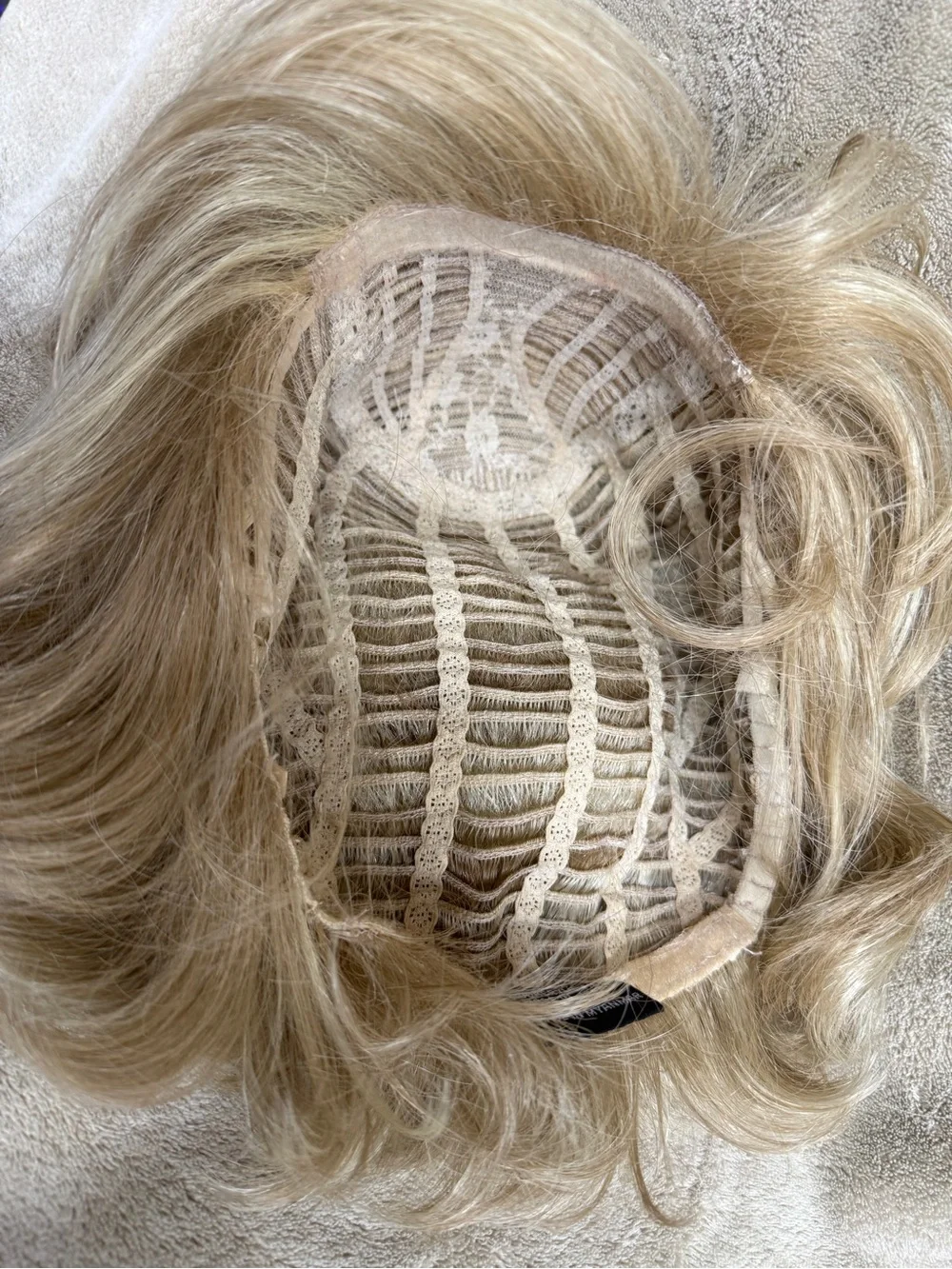 Wig pro LIANA wig average size synthetic basic cap sandy blonde